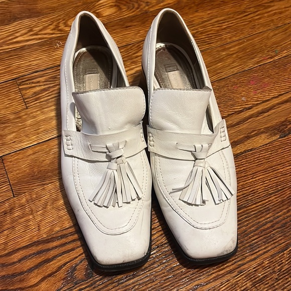 Suzanne Rae White Leather Loafers - Picture 3 of 7